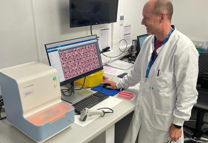 CellaVision Proficiency software small lab
